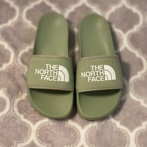 The North Face Women's Base Camp Slide III